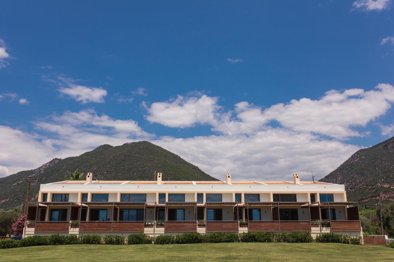 Melimar Homes By The Sea Marathiás Esterno foto